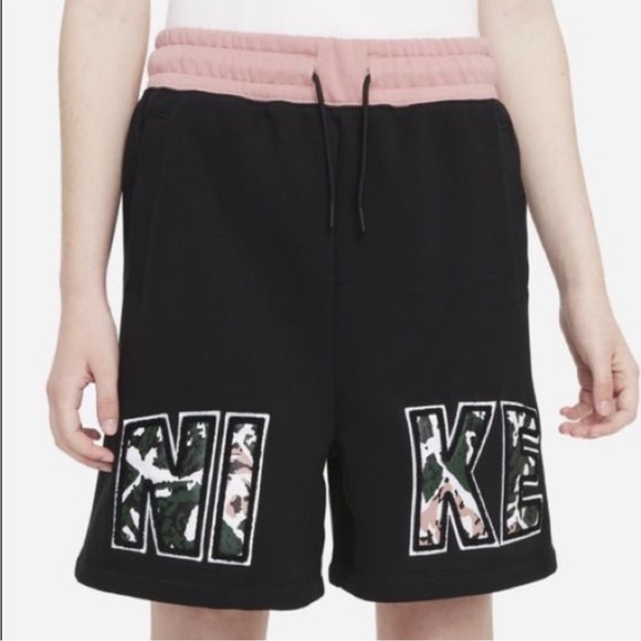 🆕 Nike Spell Out Fleece Black Pink Splatter Camo Oversized Shorts Women’s M - Picture 3 of 14